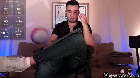 Bradley Colton Independ Model online show from April 2026 02:28:02 PM