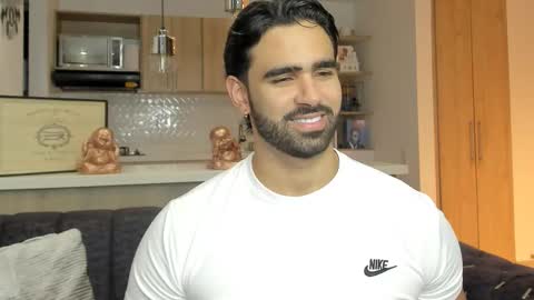 bradleymartin7 online show from November 2025 12:10:02 AM