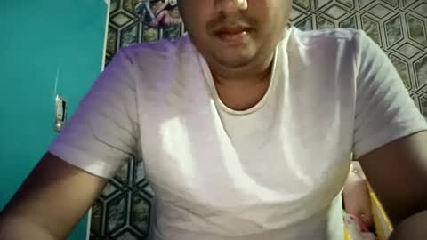 Snapshot of brahminhugedick chatting on December 2025 05:44:02 PM Klaus online show from December 2025 05:44:02 PM