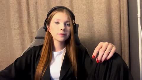 Alice online show from November 2025 03:32:02 PM