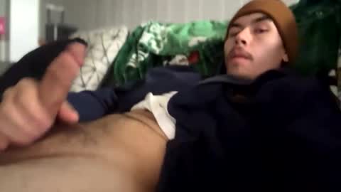 Snapshot of brandenluvslatinas chatting on November 2025 03:01:02 PM Branden online show from November 2025 03:01:02 PM