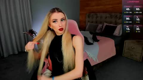Emilia online show from April 2026 09:01:02 AM