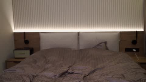 Snapshot of brandiloveee chatting on February 2025 05:40:01 PM Brandi online show from February 2025 05:40:01 PM