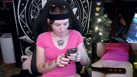 Snapshot of brandiwrld999 chatting on December 2024 06:16:01 PM BrandiWRLD999 online show from December 2024 06:16:01 PM