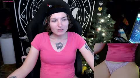 Snapshot of brandiwrld999 chatting on December 2024 03:04:02 AM BrandiWRLD999 online show from December 2024 03:04:02 AM