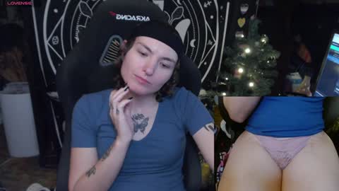 Snapshot of brandiwrld999 chatting on January 2025 11:43:01 PM BrandiWRLD999 online show from January 2025 11:43:01 PM