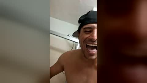 Snapshot of brandonpittao44 chatting on July 2026 02:52:02 PM brandonpittao44 online show from July 2026 02:52:02 PM