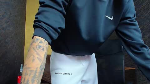 BrandonTateX online show from February 2025 09:53:02 AM