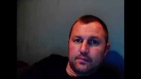 Snapshot of brasso1982 chatting on October 2025 10:40:02 PM willywinker online show from October 2025 10:40:02 PM
