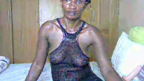 Snapshot of brat_bubble chatting on December 2024 10:42:02 AM brat_bubble online show from December 2024 10:42:02 AM