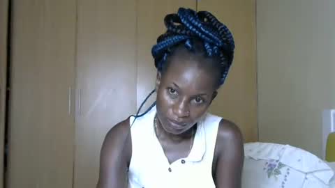 Snapshot of brat_bubble chatting on January 2025 09:15:02 AM brat_bubble online show from January 2025 09:15:02 AM