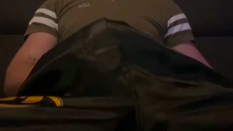 Snapshot of bratan407 chatting on February 2026 04:07:01 AM wanna play online show from February 2026 04:07:01 AM