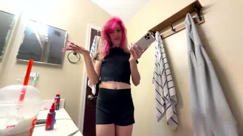 bray19509 online show from December 2025 05:53:01 PM