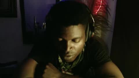 Snapshot of brayan1111x chatting on May 2026 07:00:01 PM brayan1111x online show from May 2026 07:00:01 PM