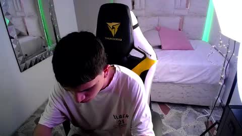 BRAYAN online show from January 2025 01:14:01 PM