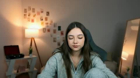 Rachel online show from March 2026 08:15:01 PM