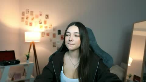 Rachel online show from April 2026 07:58:01 PM