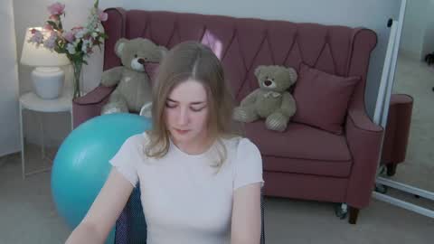 Bree online show from April 2026 01:23:01 PM