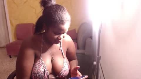 Valentina online show from February 2025 07:00:01 AM