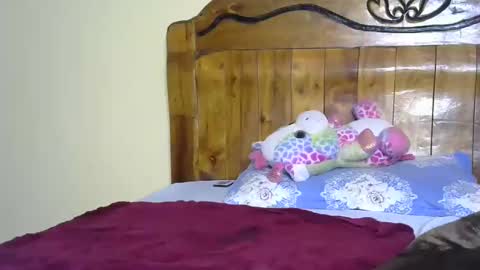 breelia online show from February 2025 08:07:01 AM