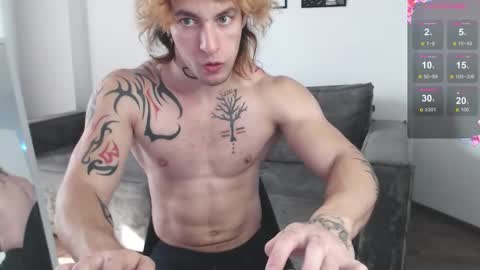brendan__piks online show from October 2025 09:43:01 AM