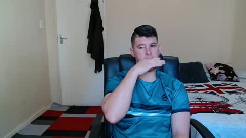 ask me lol online show from October 2025 05:07:01 AM