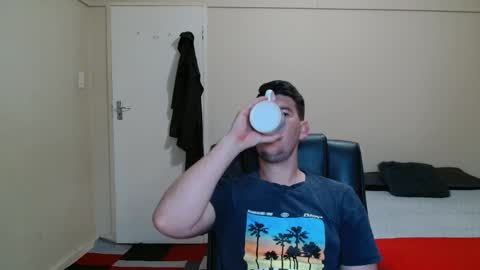 ask me lol online show from November 2025 03:18:02 AM