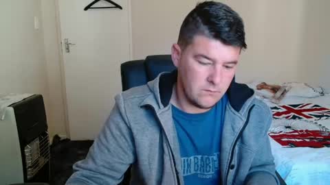 Snapshot of brendansexyboy098754 chatting on May 2026 05:59:01 AM ask me lol online show from May 2026 05:59:01 AM