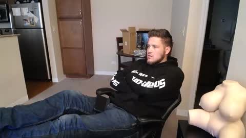 Snapshot of brettbwc89 chatting on January 2025 06:01:02 PM brettbwc89 online show from January 2025 06:01:02 PM