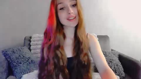 bri_fox online show from June 2026 09:41:01 PM