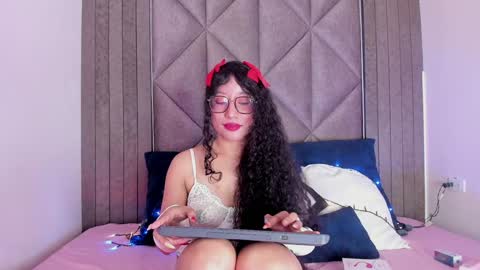 Snapshot of briaconner_ chatting on February 2025 09:05:02 AM B R I A online show from February 2025 09:05:02 AM