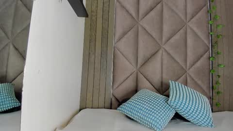 B R I A  online show from March 2026 01:19:01 AM