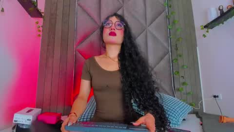 Snapshot of briaconner_ chatting on June 2026 03:00:02 AM B R I A online show from June 2026 03:00:02 AM