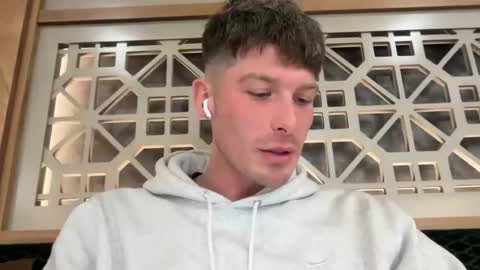 Snapshot of briahcscott chatting on December 2025 07:33:02 PM briahcscott online show from December 2025 07:33:02 PM