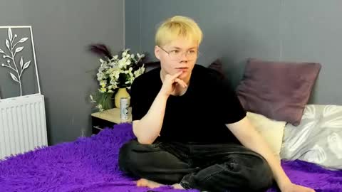 brian_mils online show from April 2026 01:04:01 PM