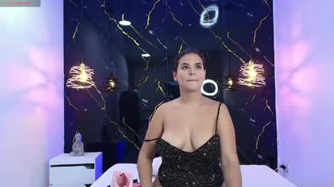 Manuela online show from May 2026 03:58:01 AM