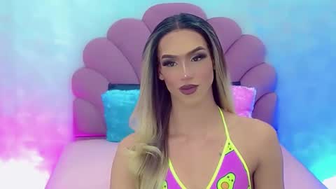 BRIANA online show from January 2025 07:25:01 AM