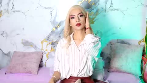 Snapshot of briana_white chatting on August 2026 04:55:01 PM briana_white online show from August 2026 04:55:01 PM