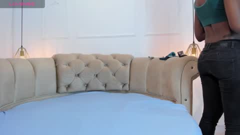 Brianna  online show from March 2025 12:36:02 PM