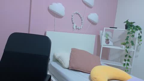 brianna online show from December 2025 07:30:02 PM