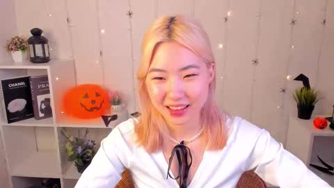 Bridget online show from October 2025 06:04:01 AM