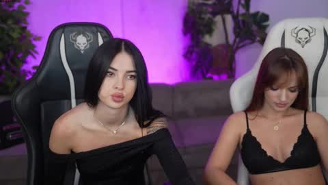 Diamonds Girls online show from October 2025 08:01:01 AM