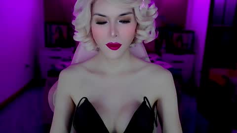 brionatop online show from October 2025 11:57:01 PM