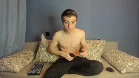 bristlebback online show from November 2025 09:47:01 PM