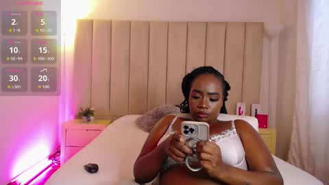 Britany online show from March 2026 07:32:01 PM