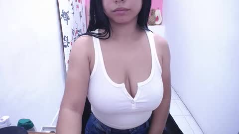 britanyx1 online show from January 2025 01:56:02 PM