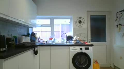 britguy6985 online show from February 2026 10:30:01 AM