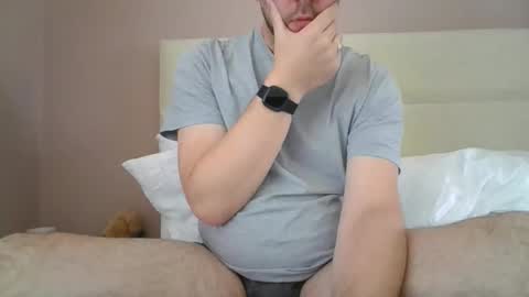 britguy6985 online show from May 2026 11:26:02 AM