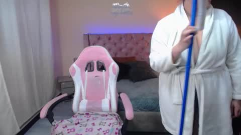 britany online show from March 2025 03:48:02 AM