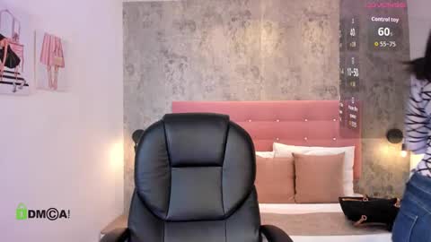 Snapshot of brithanycollins chatting on September 2025 12:50:02 PM Brithany online show from September 2025 12:50:02 PM